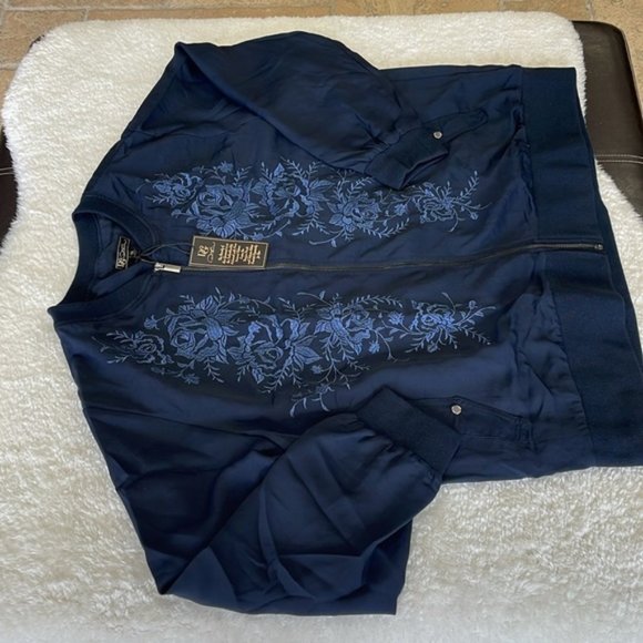 DG2 by Diane Gilman Embroidered Trophy Jacket - Picture 3 of 6